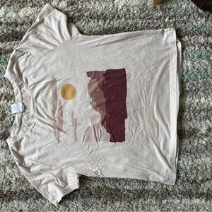 Stars Above Beige Graphic Short Sleeve Tee